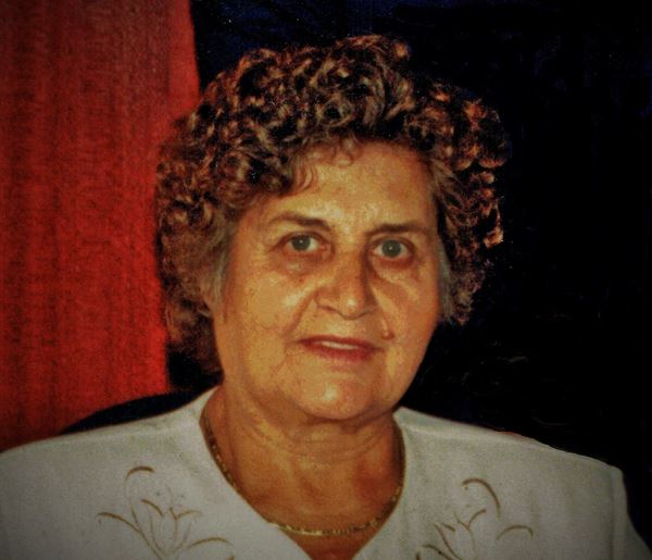 Helen Diakoumakos
