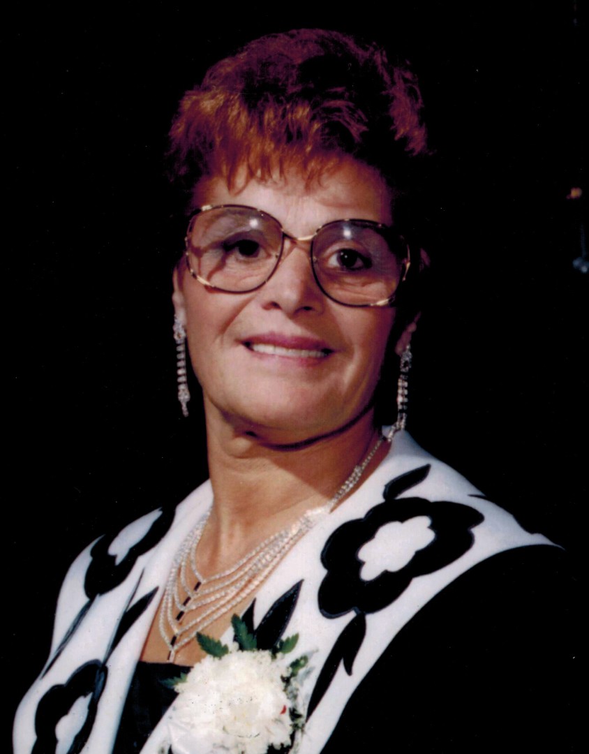 Tina Maniatis (kormbis)