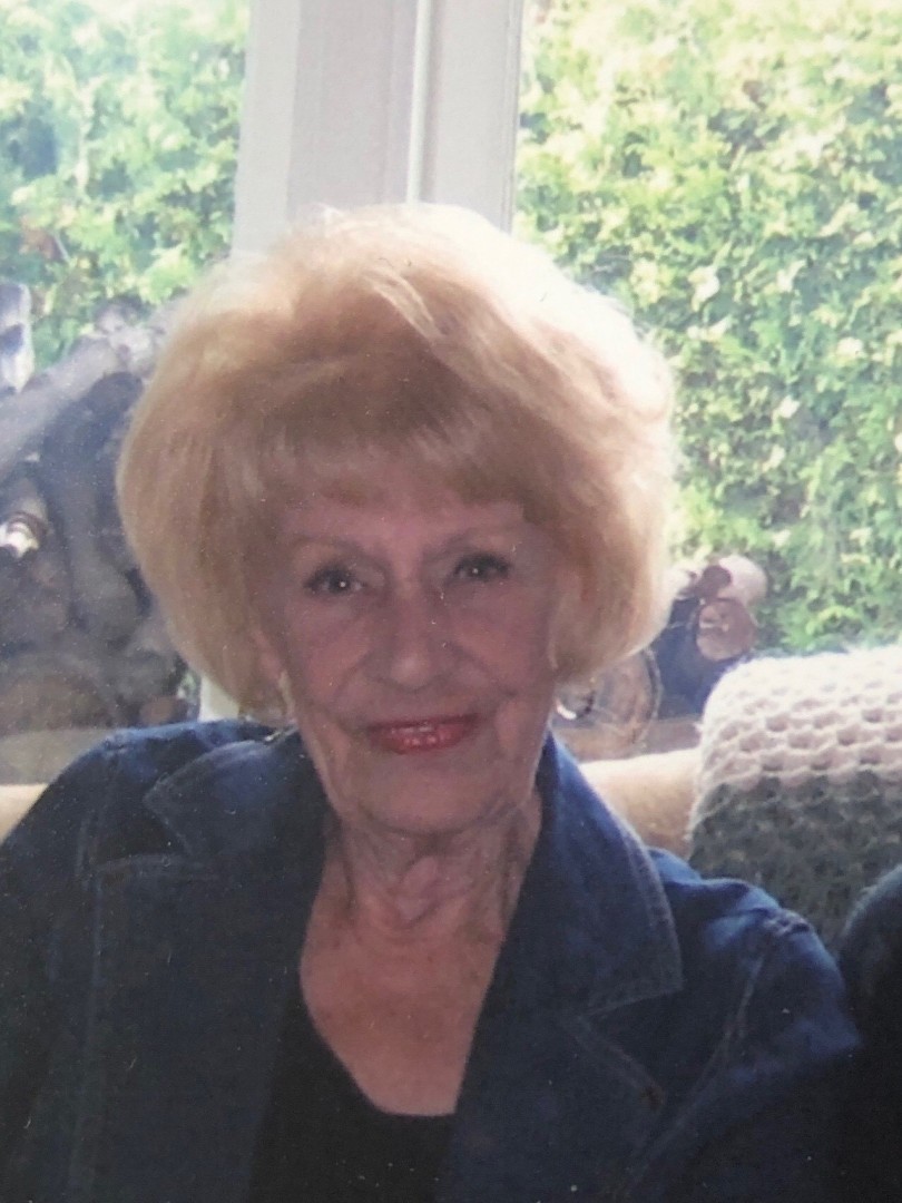 Evelyn (Lynn) Bartschat shore