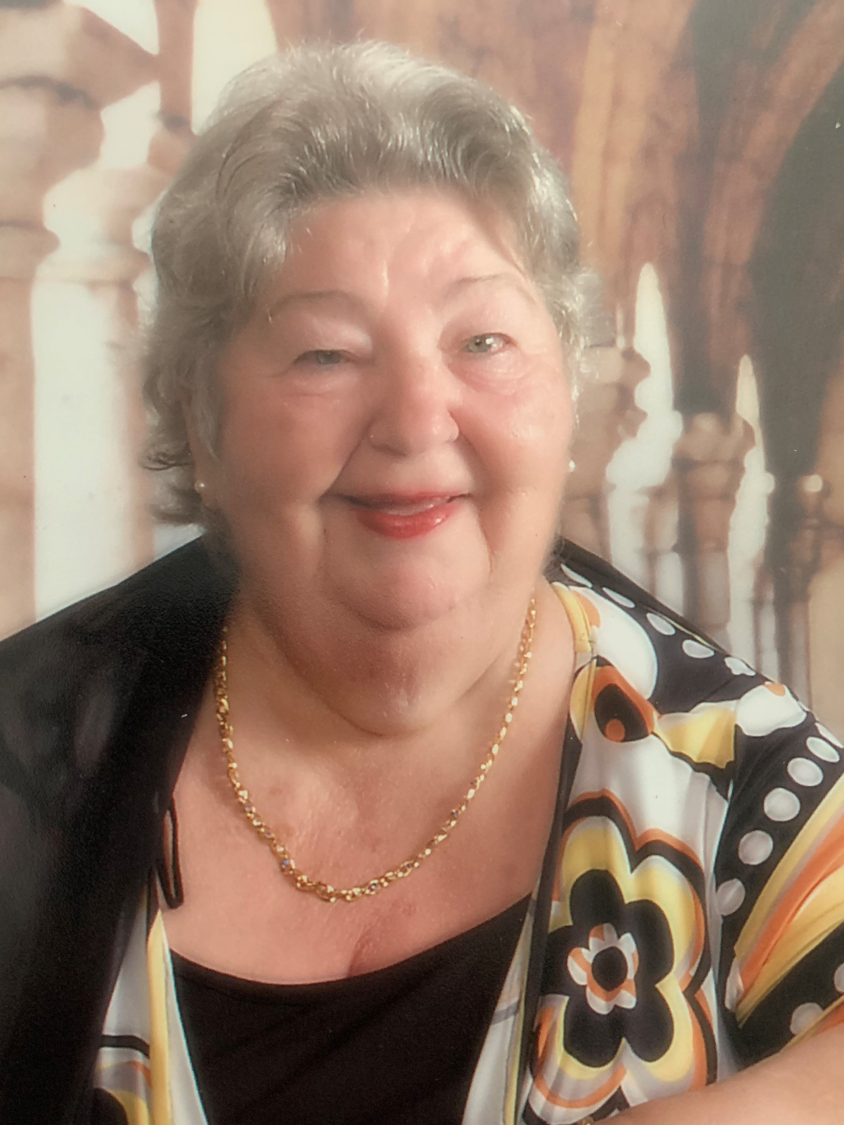 Eleni ROUMELIOTIS NIFAKOS