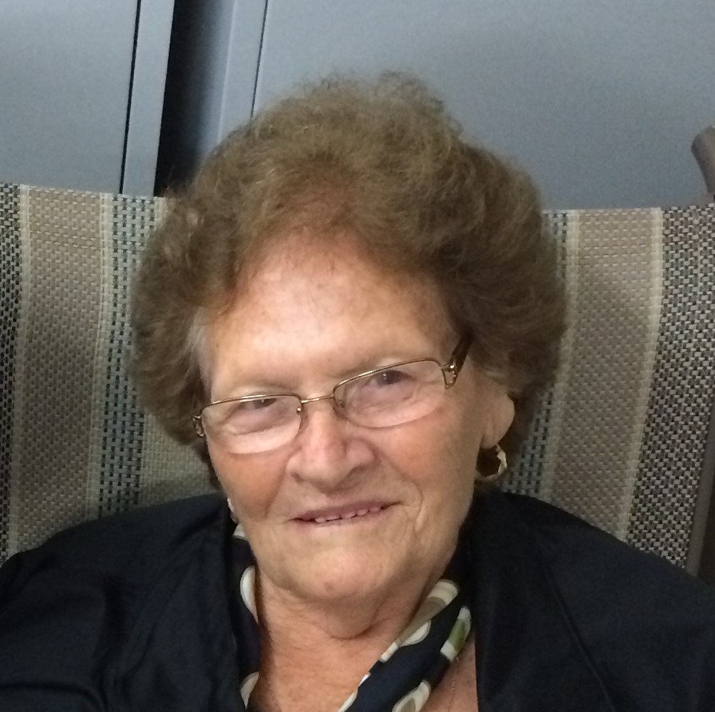 Helene MATHIOPOULOS KARAMPETSOU