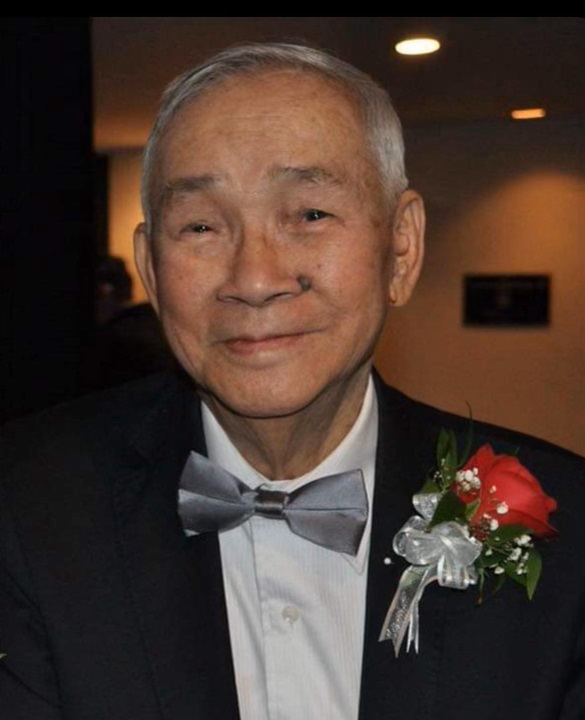 Yum Oy MOY 梅 蔭 藹